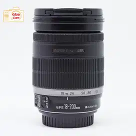 Canon EF-S 18-200mm f3.5-5.6 IS