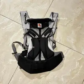 Ergobaby Omni 360 Carbon Grey Preloved Like NEW Gendongan Bayi Hipseat