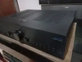 Amplifier Cambridge Azur 650A