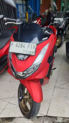 E New pcx 160 abs 2023 mulus dan brgarnsi