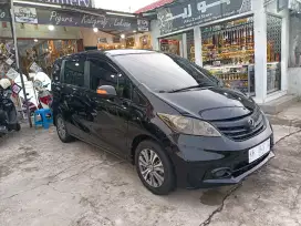 Honda Freed E PSD tipe tertinggi