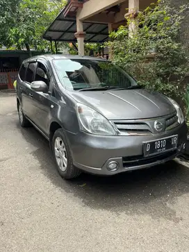 Nissan Grand livina 2011 Bensin