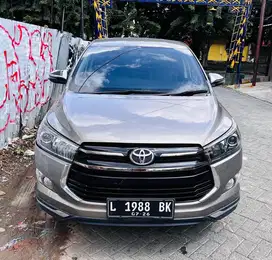 INNOVA REBORN VENTURER BENSIN 2020 SILVER MATIC