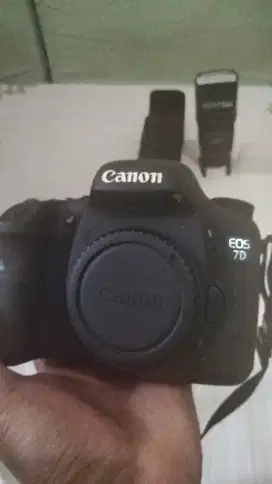 DSLR Canon 7D second