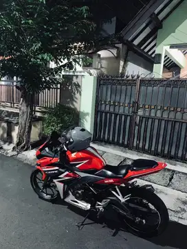 CBR150R jual santai