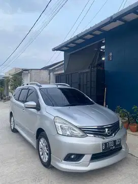 Dijual Grand Livina HWS 2014 silver 1.5 AT