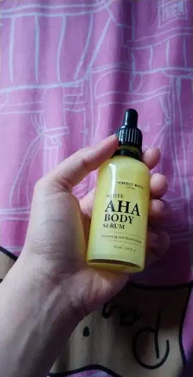 AHA Body Serum Mencerahkan kulit