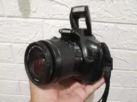 Kamera dslr Canon 1100D