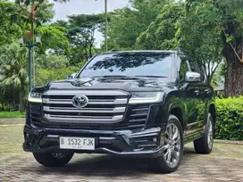 KM.15.RB|VIP SEAT| LAND CRUISER VX-R 300 2024 NIK'2023 HITAM!! VXR 300