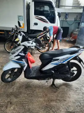 Jual Honda Beat 2016 putih