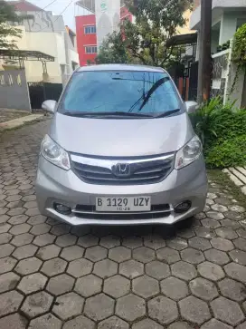 Dijual murah Freed sd 2013