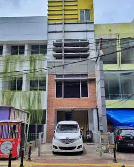 Dijual Ruko Bisnis di Panglima Polim, Ada Lift