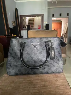 guess hand bags