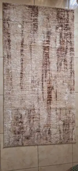 Karpet bulu jual rugi saja salah beli