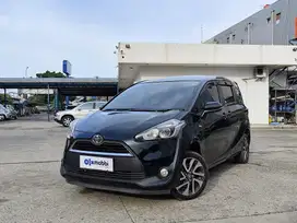 Pajak Panjang - Toyota Sienta 1.5 V Bensin-AT 2017