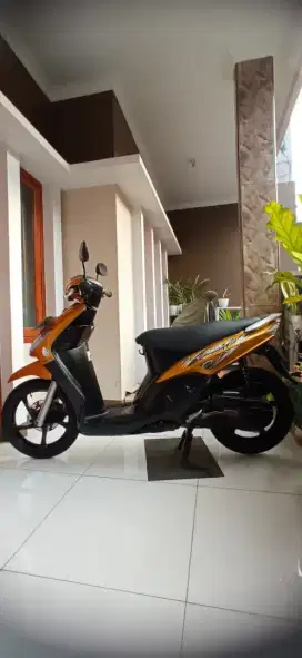 Yamaha MIO smile 2010 GOLD ANTIK istimewa