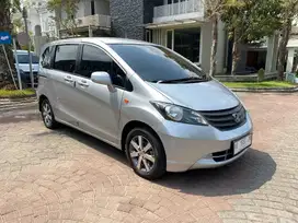 Honda Freed 1.5 SD Nik 2010