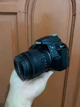 Nikon d3400 Lensa kit