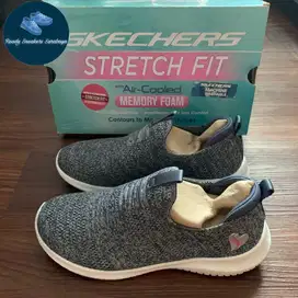 Sepatu Skechers Stretch Fit Air Cooled Memory Foam