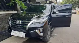 Toyota Fortuner 2.4VRZ Diesel-AT 2016