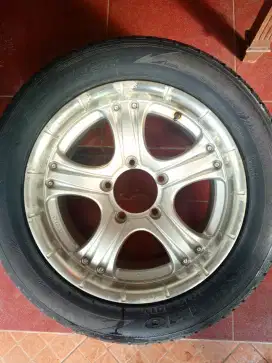 Dijual cepat 1pcs Velg jeep R17xL8, ET 15
