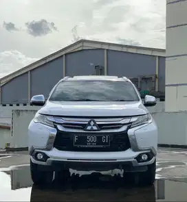 [4x4] Mitsubishi Pajero Sport Dakar 2.4L 4x4 AT 2019 Putih Genap F