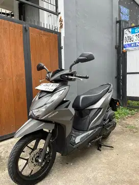 Honda Beat Deluxe 2023 Motor Pribadi mulus terawat