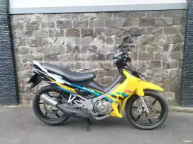 Satria hiu asli kuning