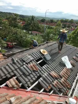 Tukang perbaikan atap bocor perbaikan talang dinding rembes renovasi