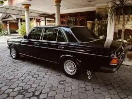 Mercedes Benz Mercy Tiger seri 200 Th 1985 akhir