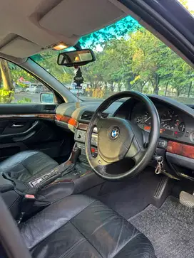 BMW 528i 1997 Bensin