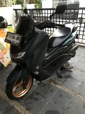 Yamaha NMAX Hijau lengkap