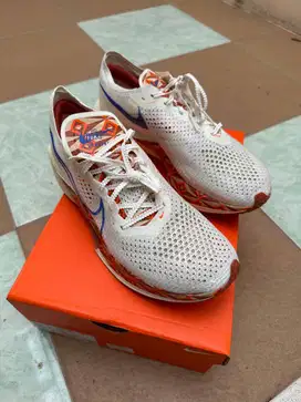 Nike ZoomX Vaporfly Next% 3 PRM (FQ7676 100) Baru 100% Ori Banyak Size