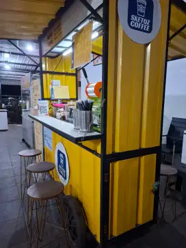 Penjaga warung kopi (Sabtu-Minggu)