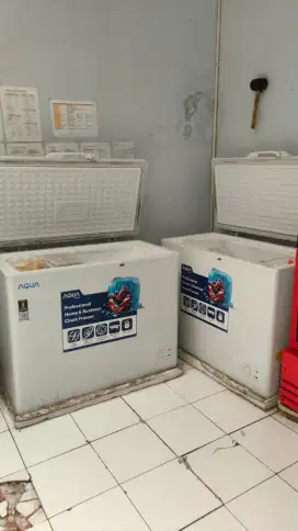 Dijual Freezer Aqua 200 Liter