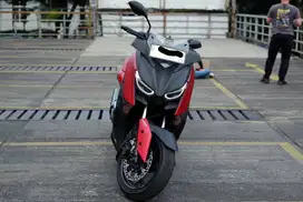 yamaha xmax 2021 red merah