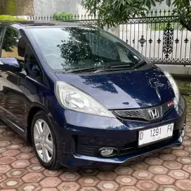 Honda JAZZ GE8 2011 RS A/T Facelift