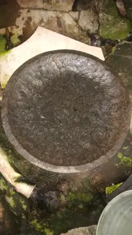 Ulekan batu asli diameter 41 cm