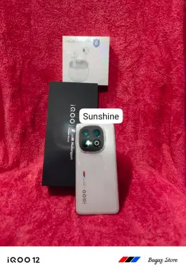 Iqoo 13 16/512gb ex pake 7 hari bonus Tws 2 mulus iqoo 13 12/512gb