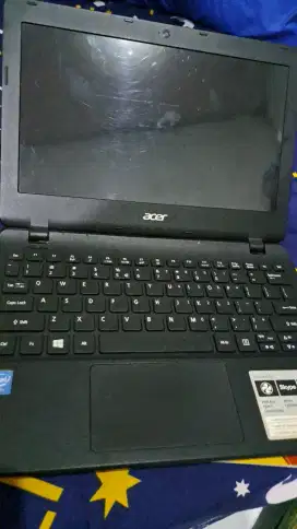 Jual Laptop Bekas Acer Aspire E 11