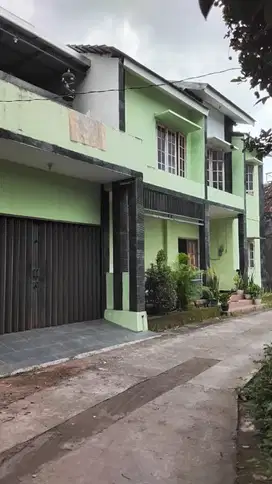 Rumah Tinggal 2 Lantai Lokasi Dekat Puskesmas Berbah Sleman