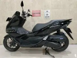 Honda PCX 160 CBS 2024 remote 2 LOW KM