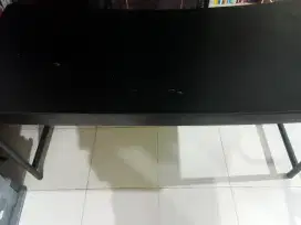 Dijual Meja portabel hitam