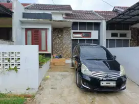 Dikontrakkan rumah nyaman dan Asri