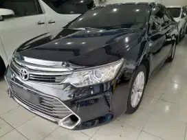 Toyota Camry V 2015 Hitam Automatic