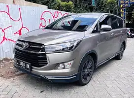 DIJUAL INNOVA VENTURER 2.0 A/T 2018 TERMURAH TERAWAT