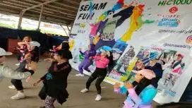 INSTRUKTUR SENAM AEROBIC