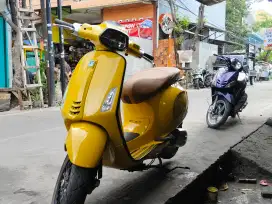 VESPA SPRINT TAHUN 2021