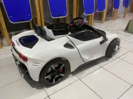 MOBIL AKI REMOT FERRARI SPORT