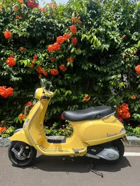 Vespa LX i-get 125cc